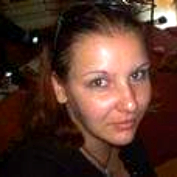 Meet your Posher, Bobbie - Picture 1 of 1